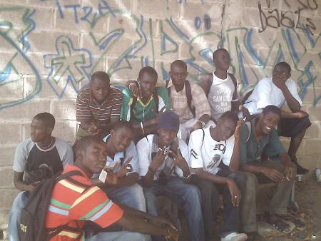 g8 n 2bedaxe crew