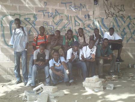 g8 n 2bedaxe crew